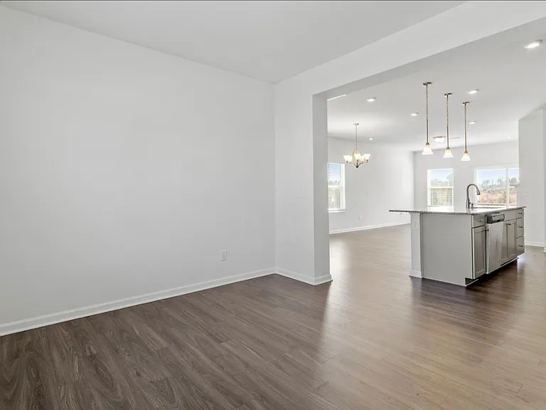 1018 Salt Glaze Ln — Photo 16