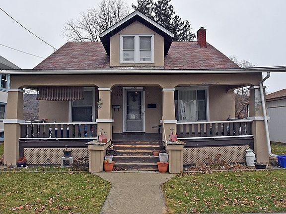 3rd image of 1108 Oak St