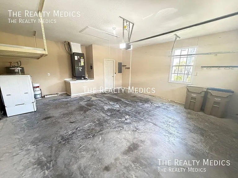 1565 The Oaks Blvd — Photo 54