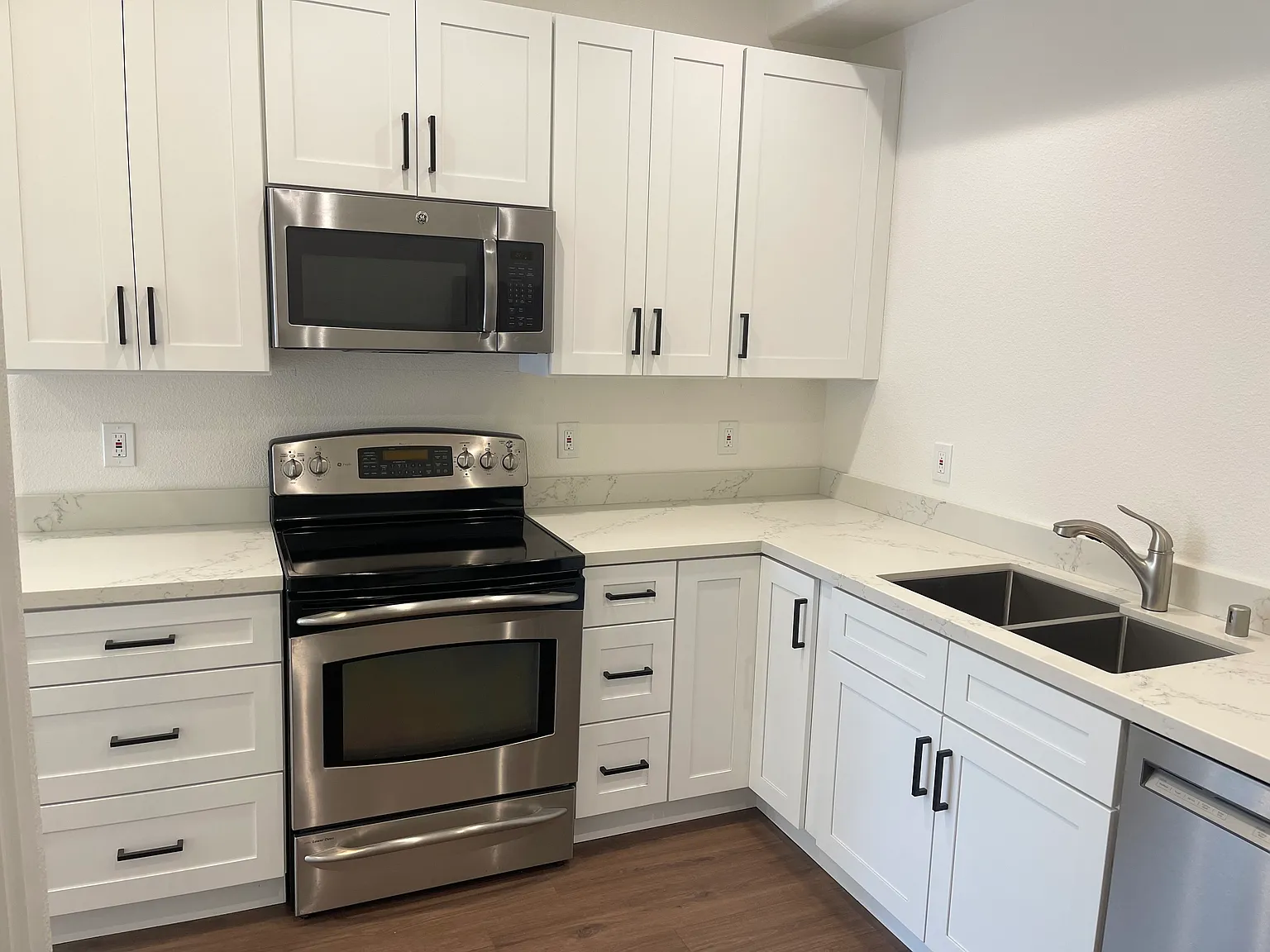 2320 Maho Bay Cir — Photo 4