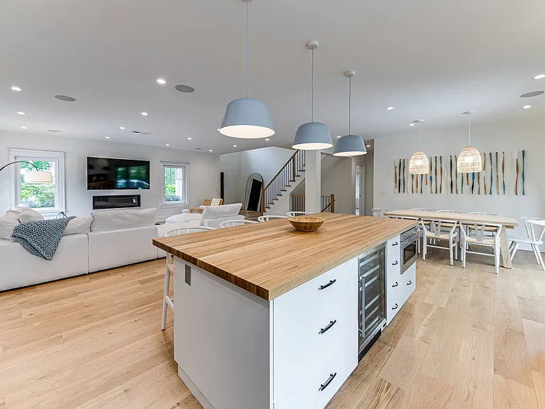 40 Edwards Ave — Photo 11