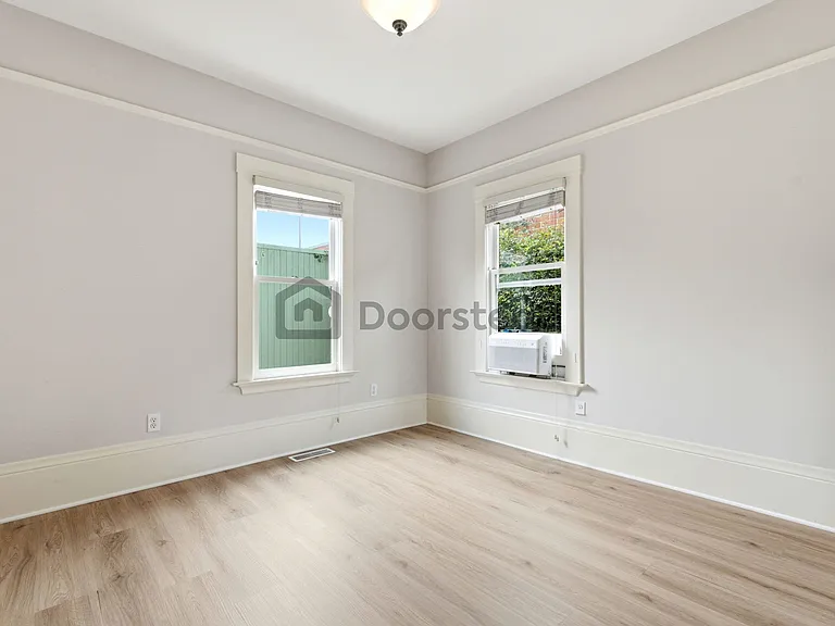 659 43rd St — Photo 19
