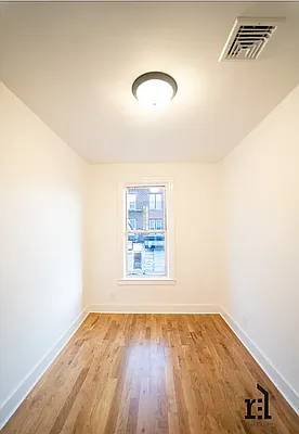 Rented by Voro New York | media 16