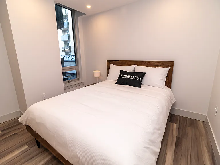 5515 Clyde St — Photo 39