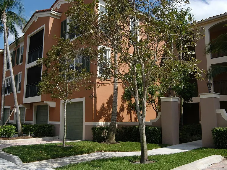 11740 Saint Andrews Pl — Photo 24