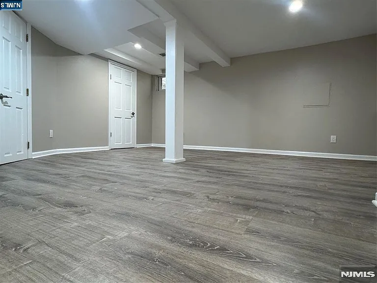 8 Dohrman Ave — Photo 19