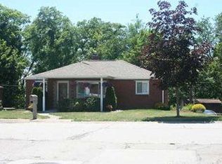 270 Bluemont Dr, West Mifflin, PA 15122