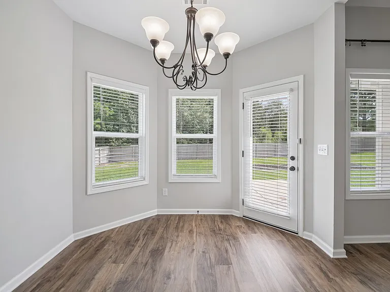 1121 Birchwood Dr — Photo 14