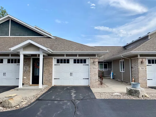 703A Harbor Terrace Ln, Marinette, WI 54143