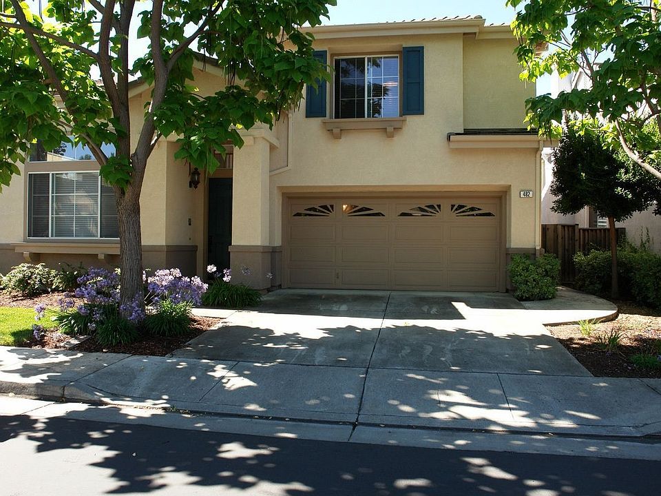 1st image of 482 Stonefield Ct