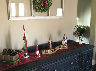 407 6th St NE, Devils Lake, ND 58301