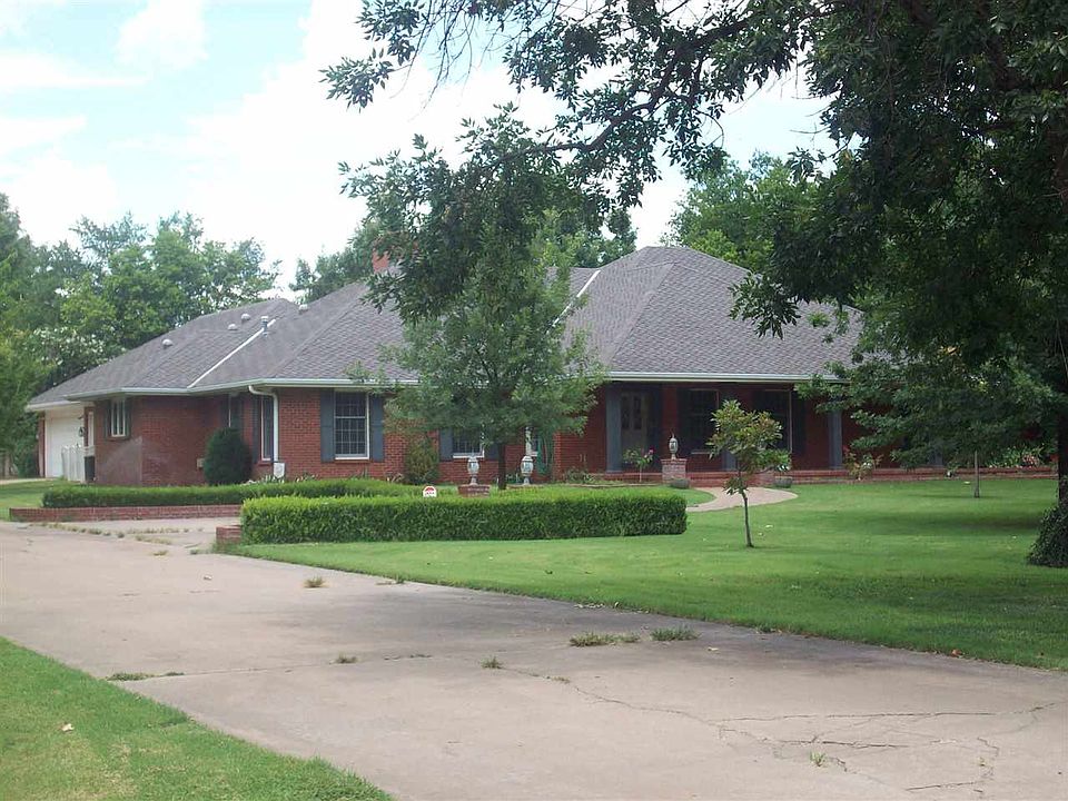 1st image of 4202 Driftwood Dr