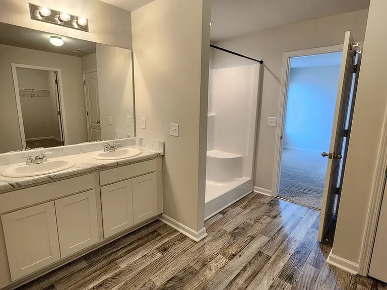 925 Sapphire Stone Ln — Photo 9