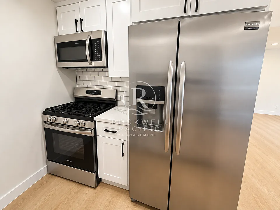 The Robertson Residences