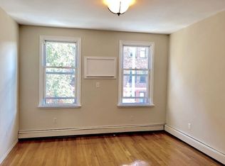 3134 44th St APT 2F, Astoria, NY 11103