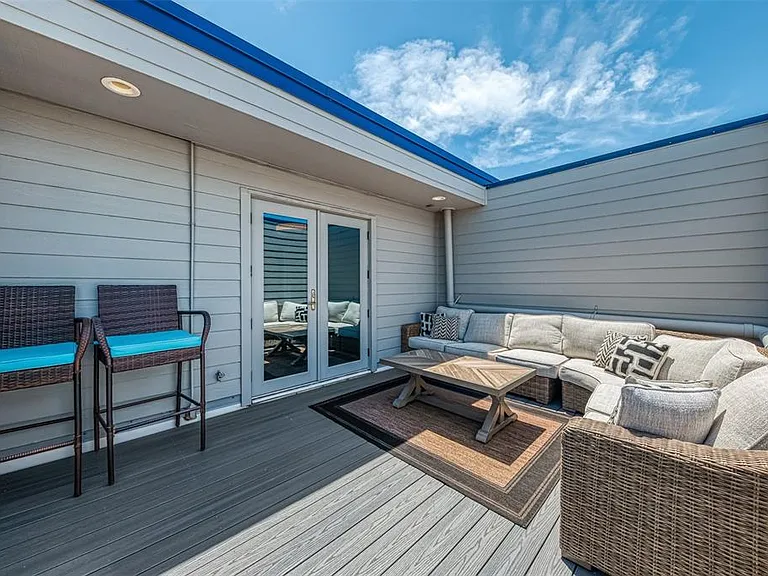 2400 N Beach Rd #17 — Photo 41