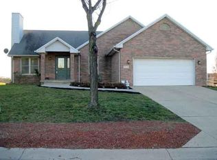 201 Spurgeon Dr, Seymour, IN 47274