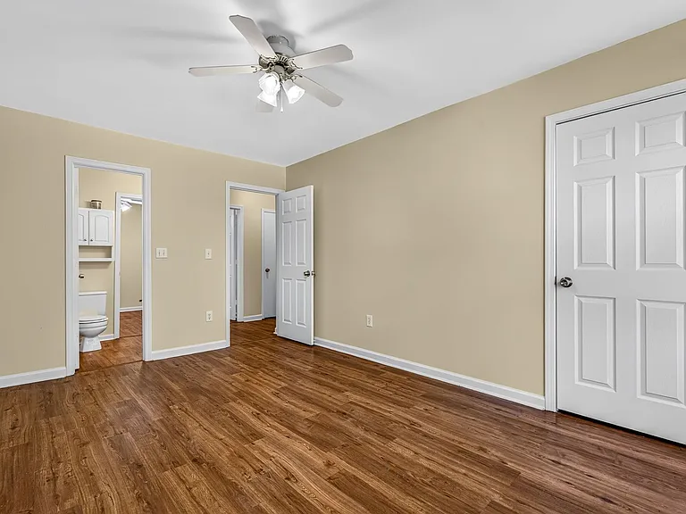 6239 Lucille Dr — Photo 20