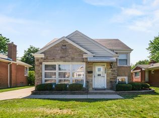 1906 Suffolk Ave, Westchester, IL