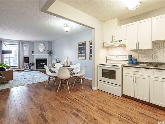 5th image of 209 A Cree Pl #302