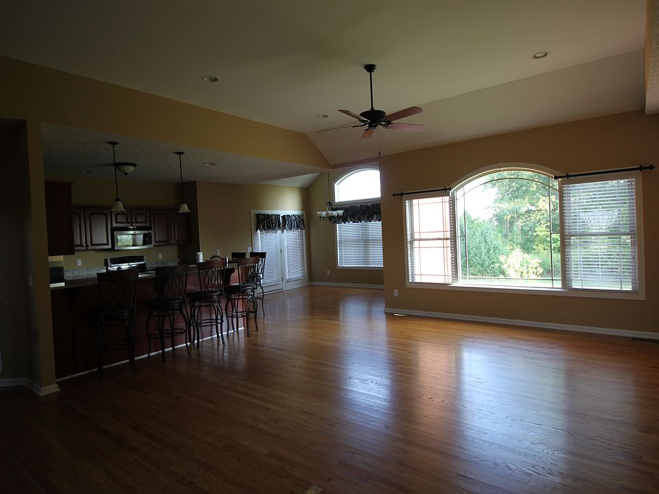 2nd image of 3014 Walnut Cove Ct