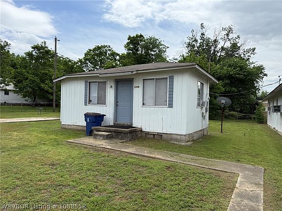 4th image of 7800-7801 Thayer Dr #7916