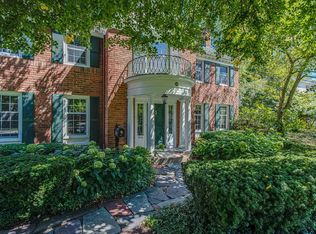 904 Plymouth Ave SE, Grand Rapids, MI 49506