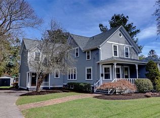 130 Alfred Drown Rd, Barrington, RI 02806