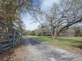 19831 Fm 2252, Garden Ridge, TX 78266