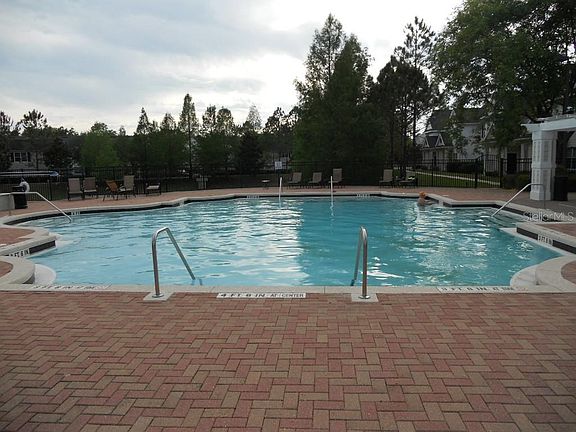 4th image of 130 Southern Pecan Cir Unit 202