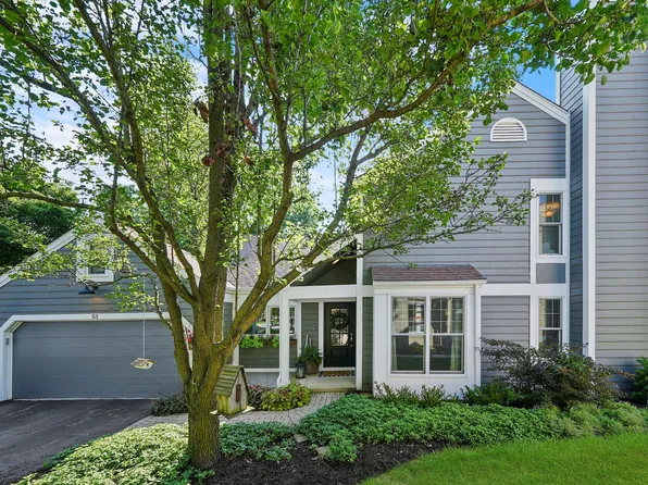 53 Whittington Crse, Saint Charles, IL 60174