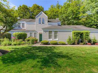 61 Woodlands Dr, Tuxedo Park, NY 10987