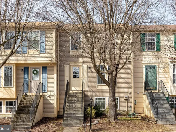 112 Township Ct, Stephens City, VA 22655