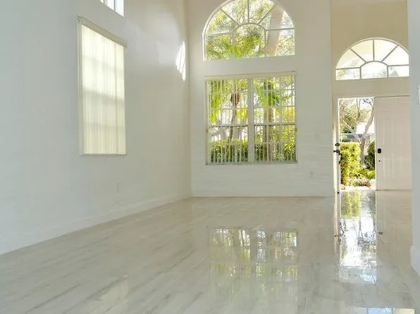 3003 Caffia Way, West Palm Beach, FL 33409