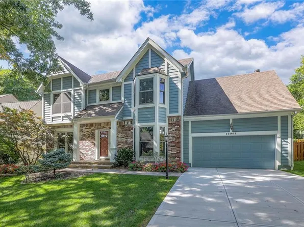 12908 Knox St, Overland Park, KS 66213