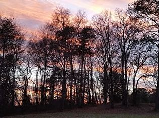 735 Spencer Creek Rd, Campobello, SC 29322