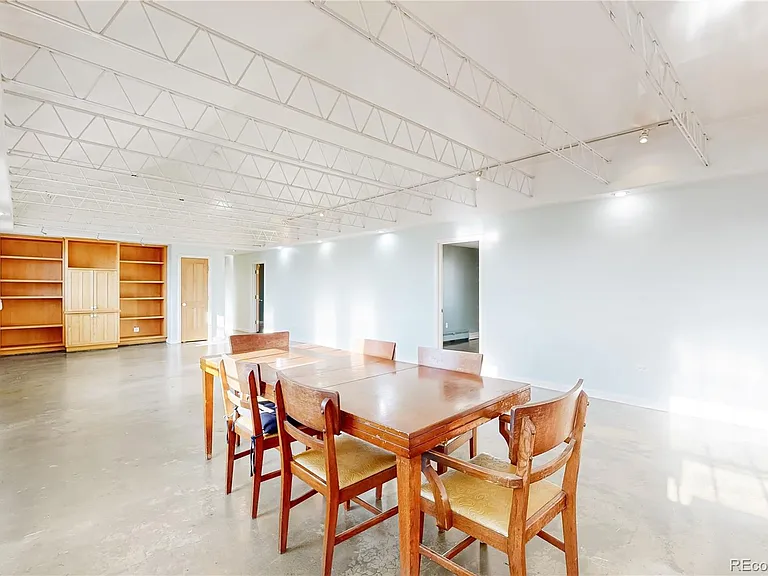 375 S Navajo St #3 — Photo 6