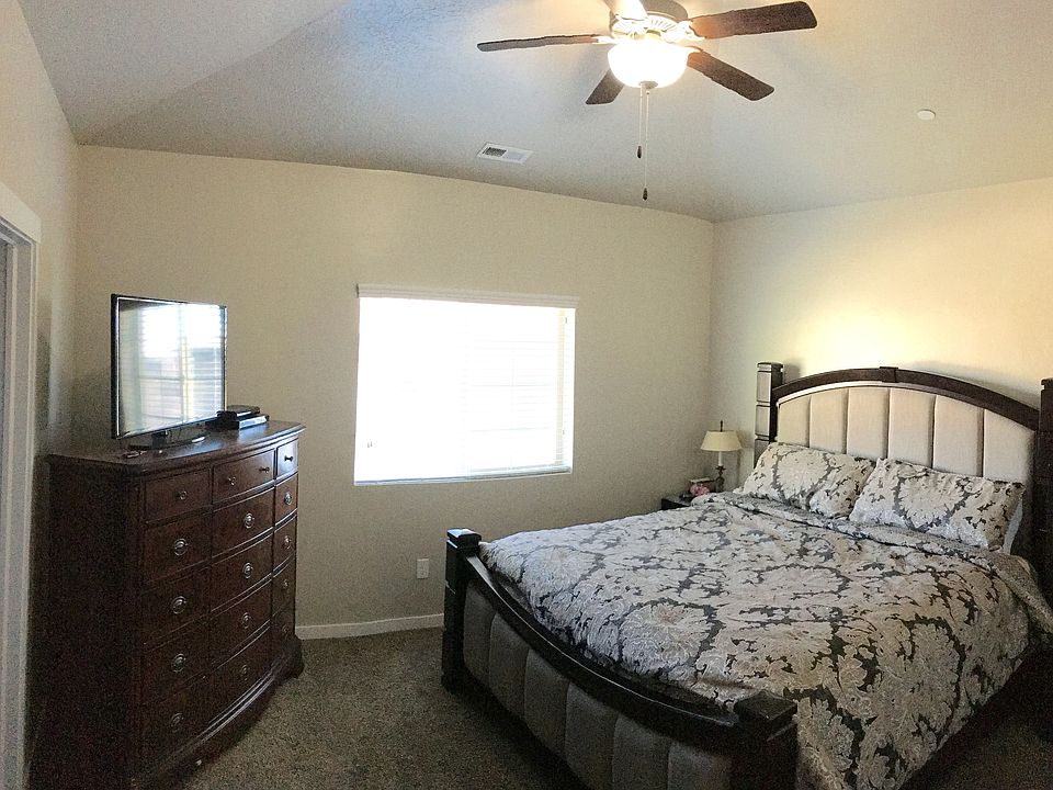 1st image of 127 E Jordan Ridge Blvd #000