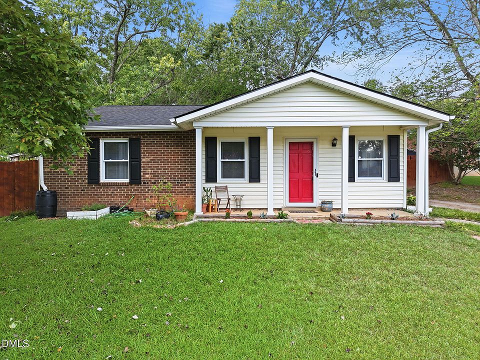 1st image of 7401 Longstreet Dr