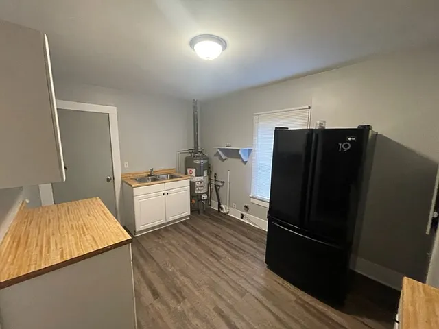 2 bed, 950 sqft, $775 — Photo 4