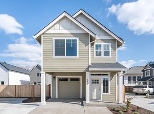 520 S Columbia St, Newberg, OR 97132