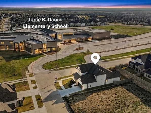 1824 Tye St, Northlake, TX 76247