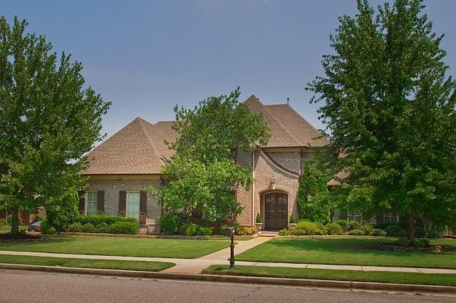 1st image of 1848 Greystoke Ln