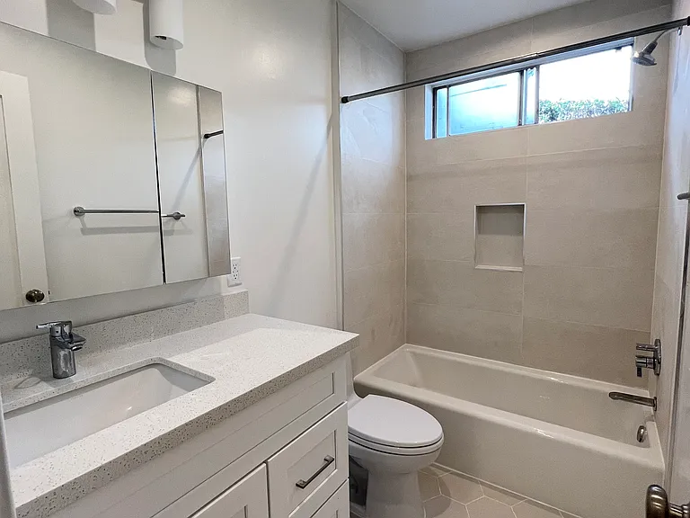 517 Pier Ave #1 — Photo 13