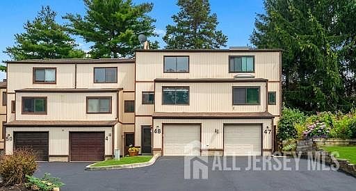 1st image of 48 Ellen Heath Dr