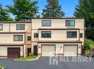 48 Ellen Heath Dr, Matawan, NJ