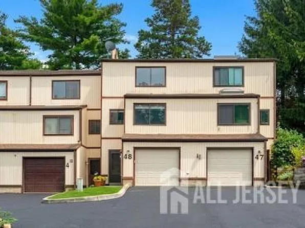 48 Ellen Heath Dr, Matawan, NJ 07747