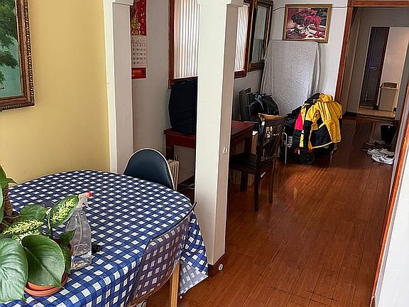 3rd image of 1613 E 15th St #1