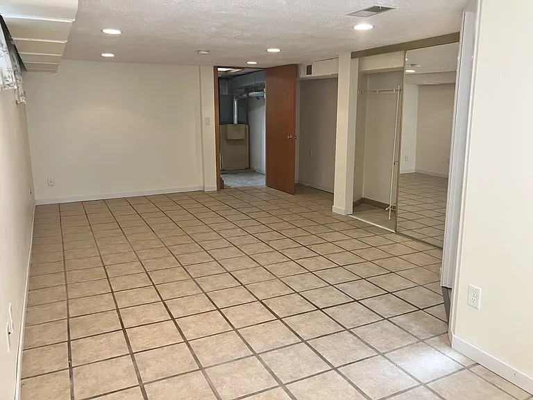 2824 Texas Ave S — Photo 31