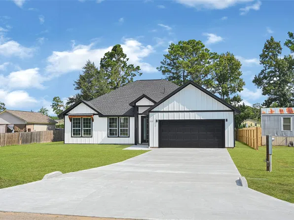 222 Brook Park Dr, Conroe, TX 77303